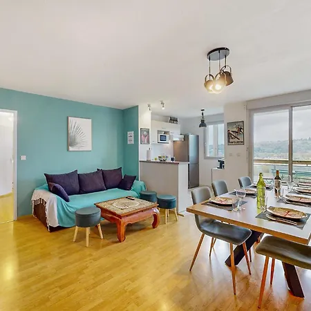 Lejlighed Stunning Apartment In Bagneres-De-Bigorre *