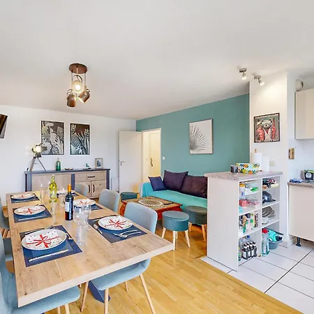 Stunning Apartment In Bagneres-De-Bigorre * Bagnères-de-Bigorre