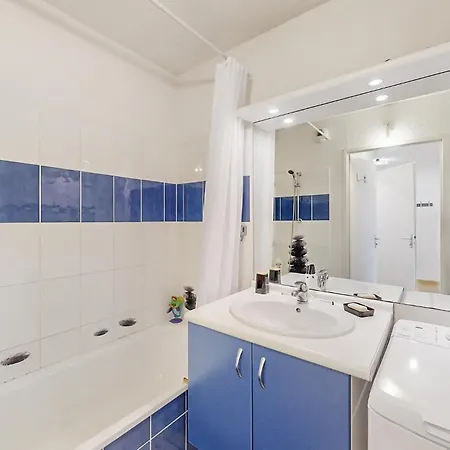 2 Bedroom Lovely In
